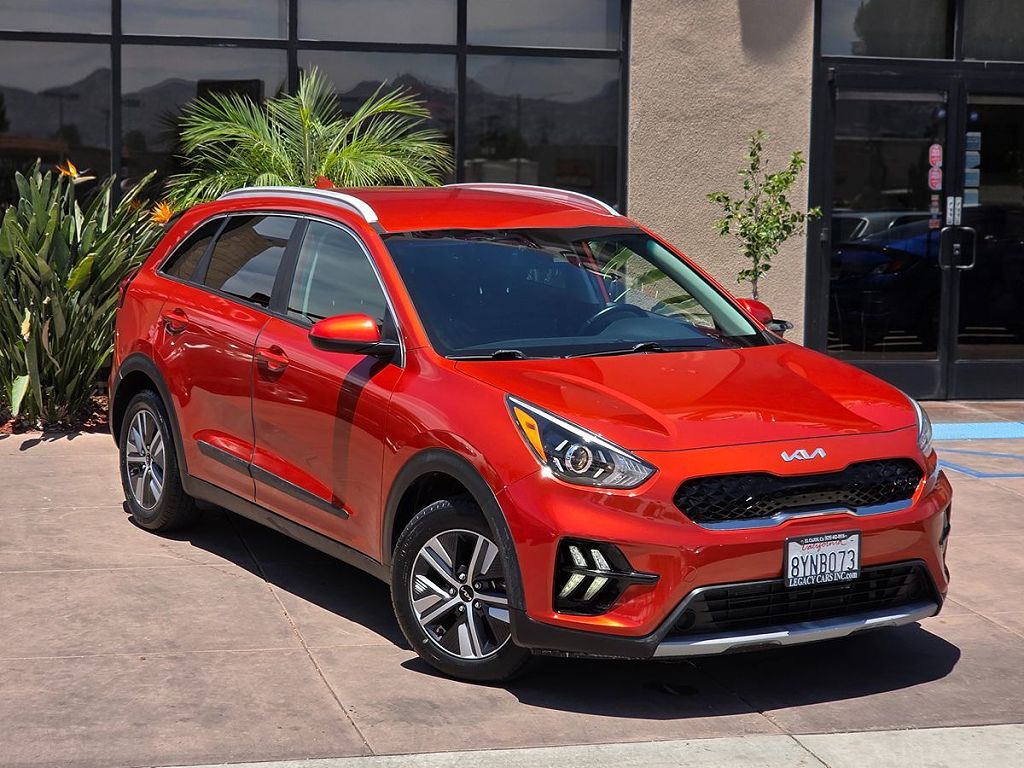 2022 Kia Niro LXS
