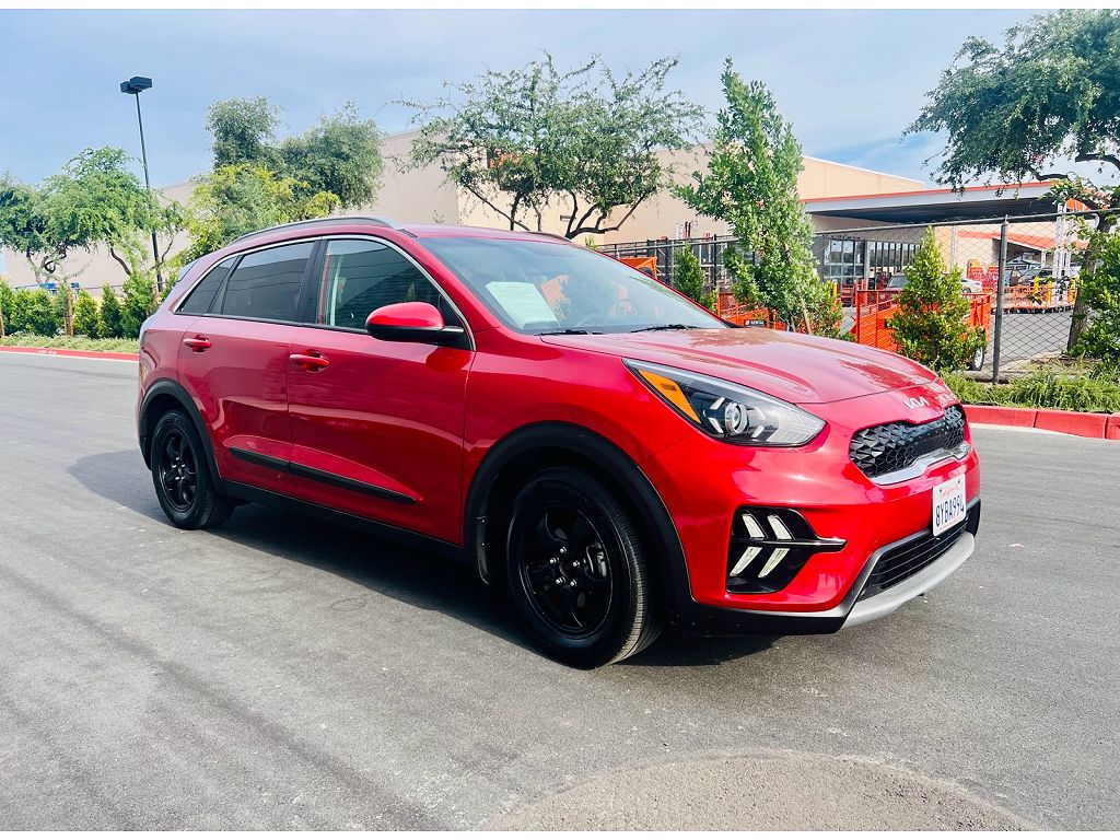 2022 Kia Niro LXS
