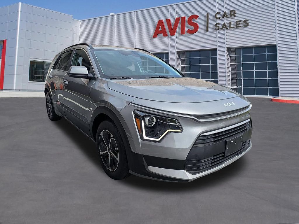 2025 Kia Niro LX