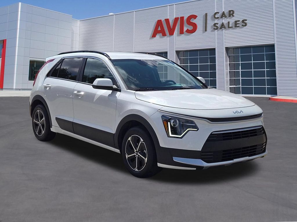 2025 Kia Niro LX
