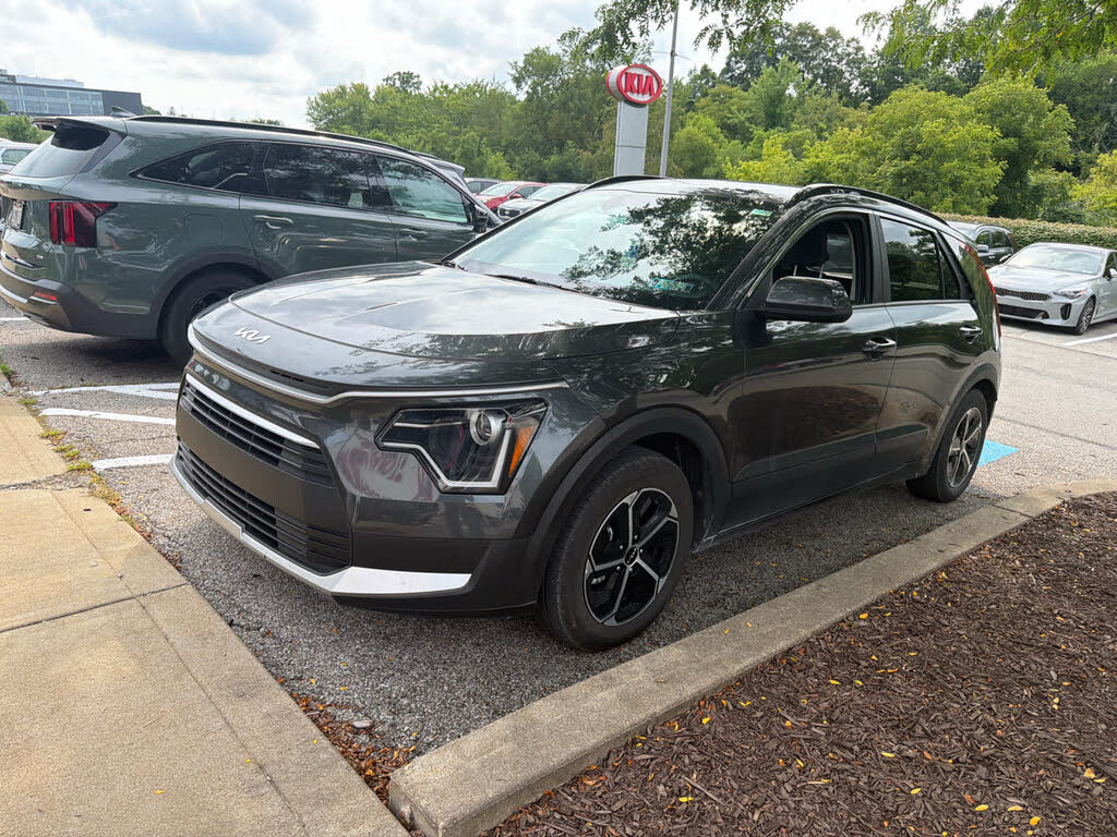2025 Kia Niro LX