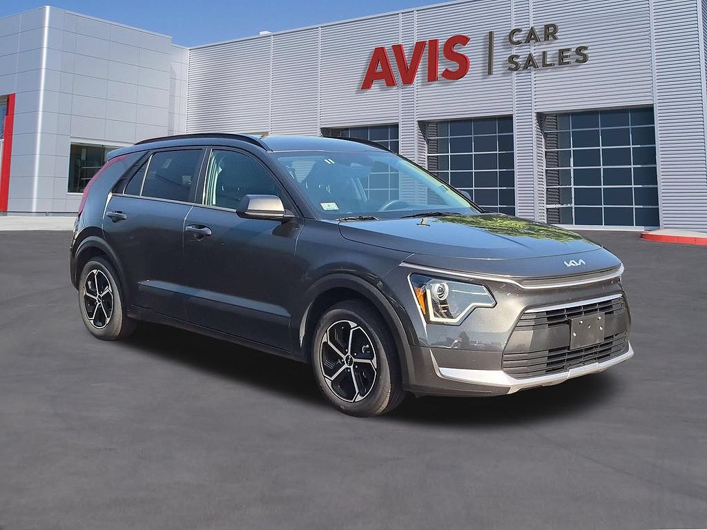 2025 Kia Niro LX