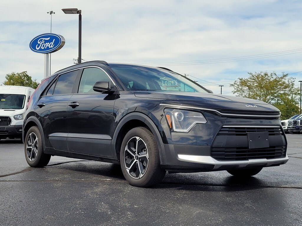 2025 Kia Niro LX