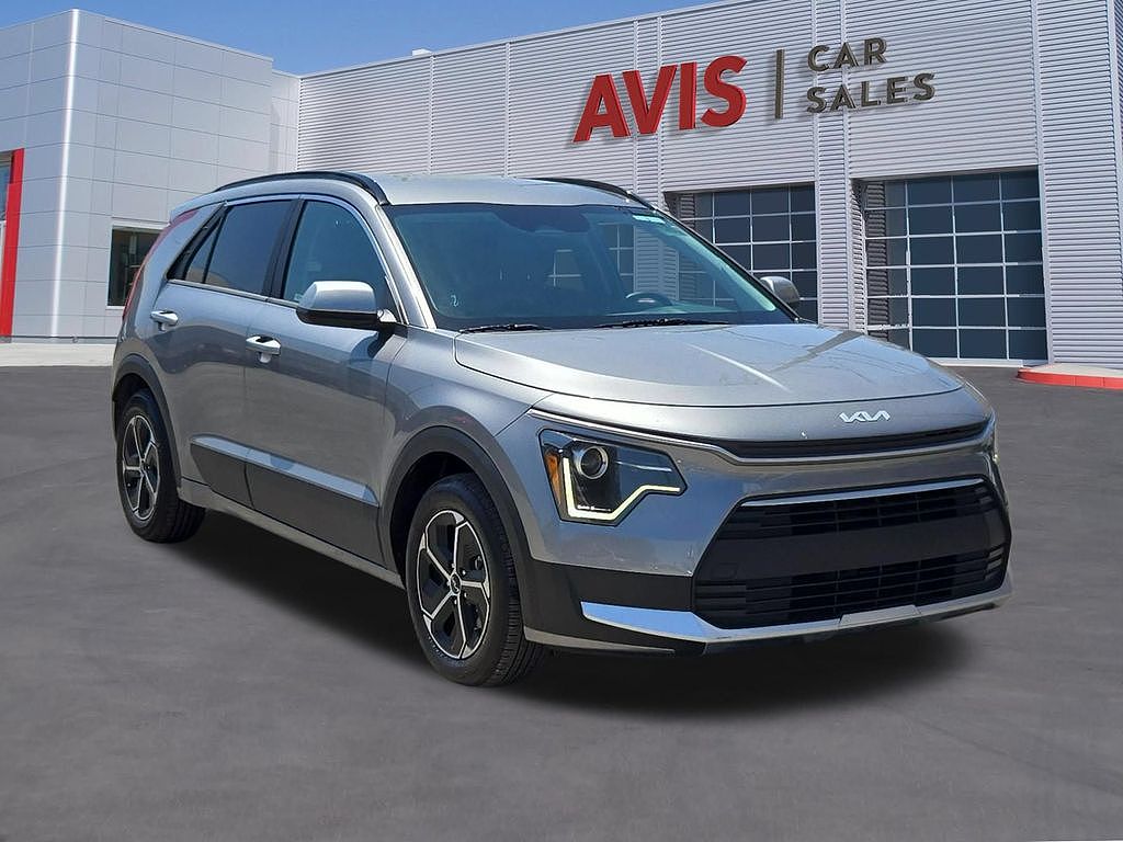 2025 Kia Niro LX