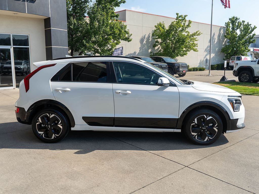 2023 Kia Niro EV Wind