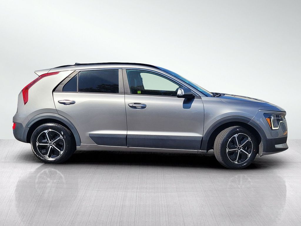 2023 Kia NIRO EX