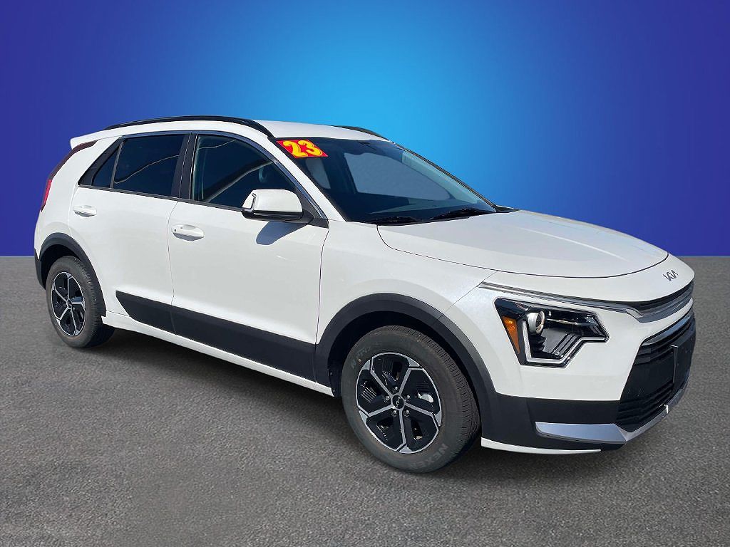 2023 Kia Niro EX