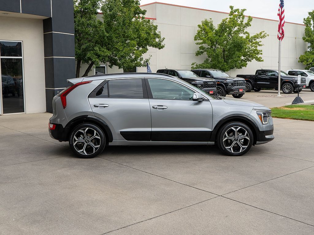 2024 Kia Niro EX
