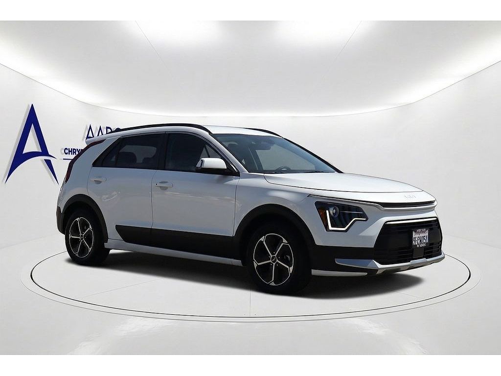 2023 Kia Niro EX