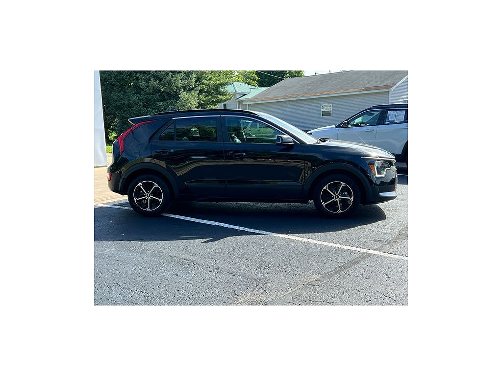 2024 Kia Niro EX