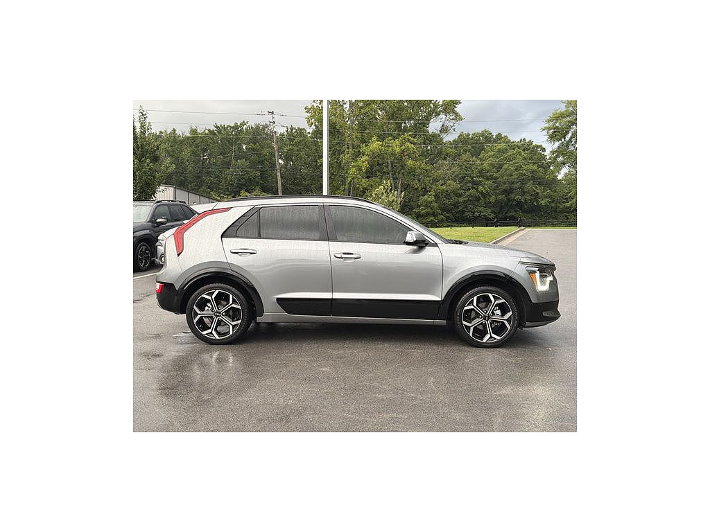 2024 Kia Niro EX Touring