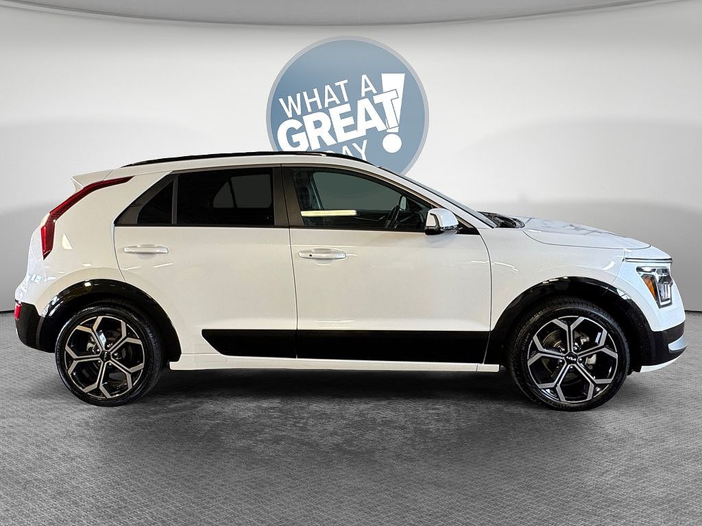 2023 Kia Niro EX Touring