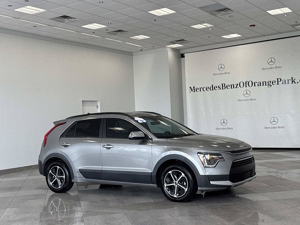 2023 Kia Niro EX