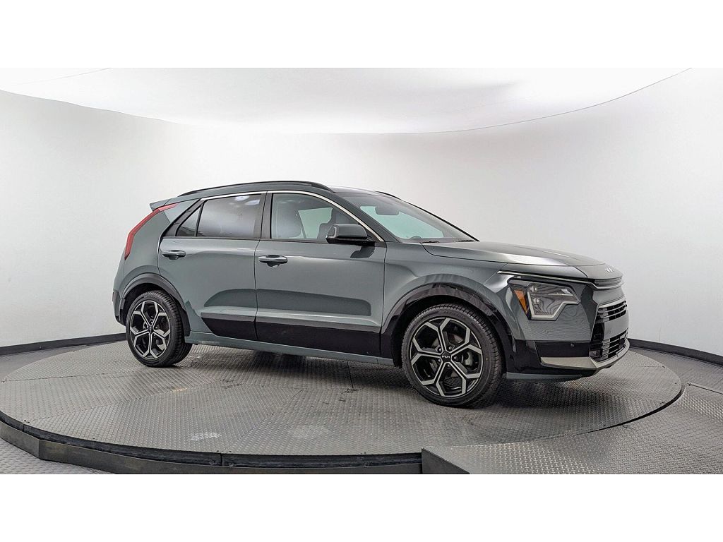 2023 Kia Niro Plug-In Hybrid SX Touring
