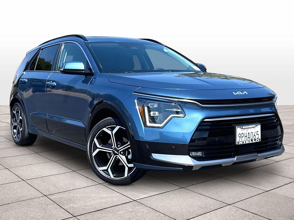 2024 Kia Niro Plug-In Hybrid SX Touring