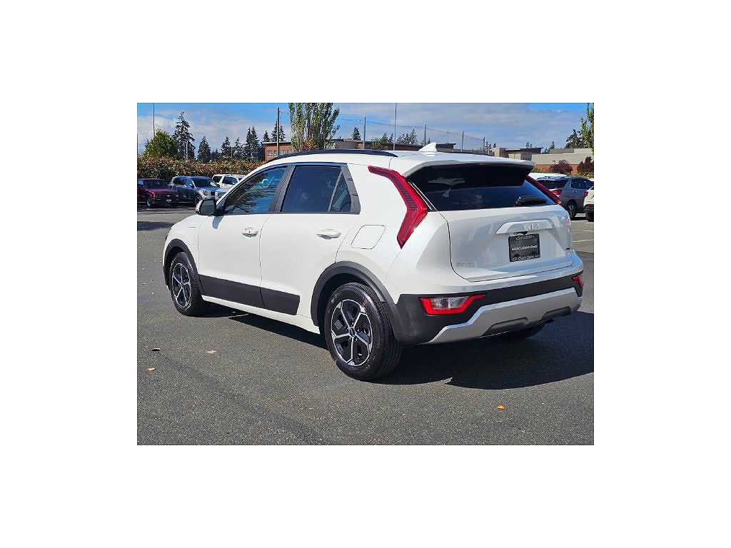 2024 Kia Niro EX