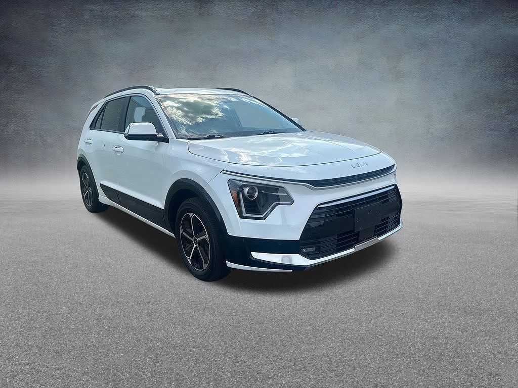 2025 Kia Niro SX