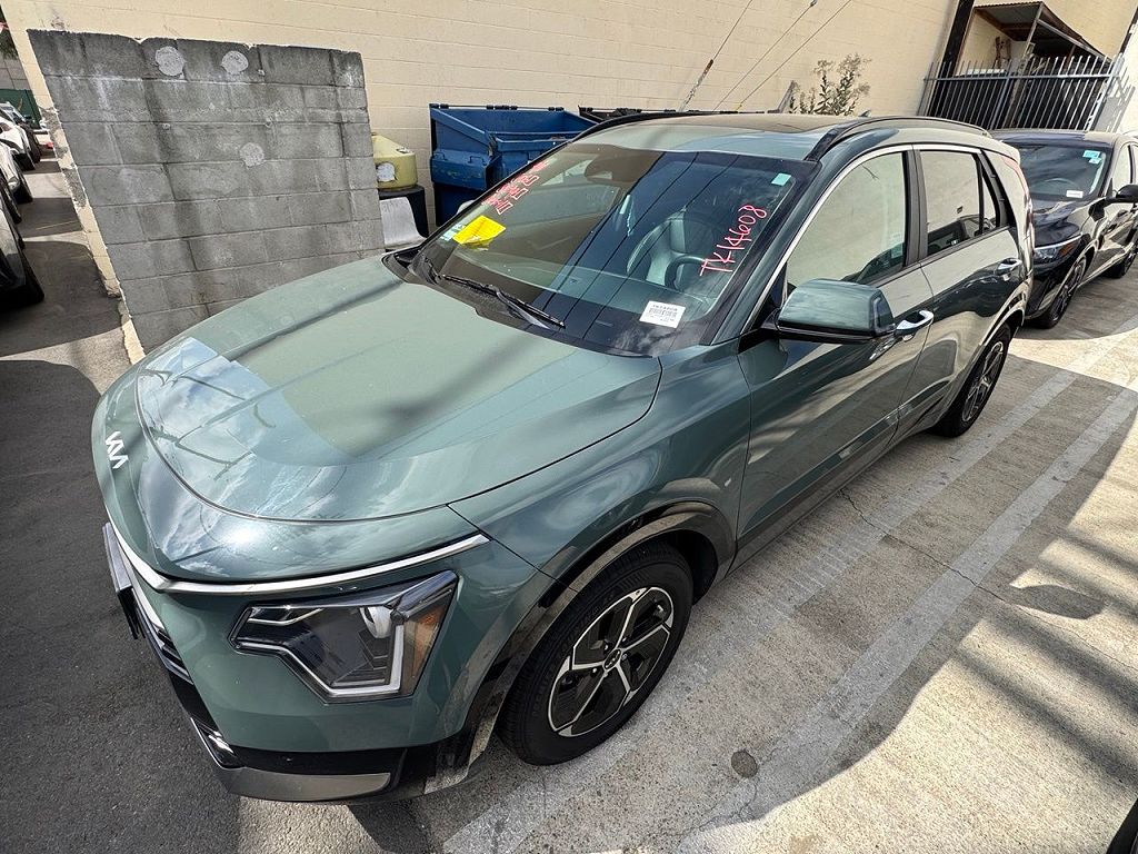 2024 Kia Niro SX
