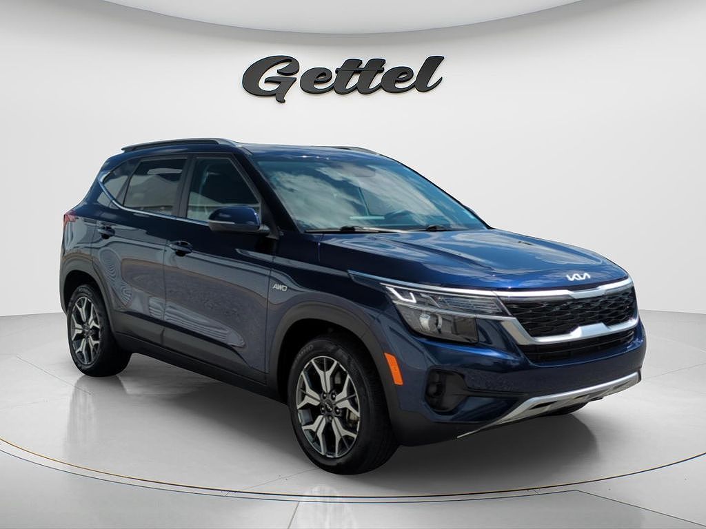 2023 Kia Seltos EX