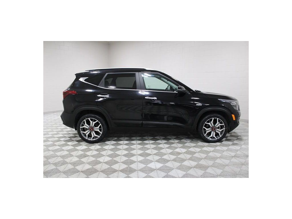 2023 Kia Seltos SX