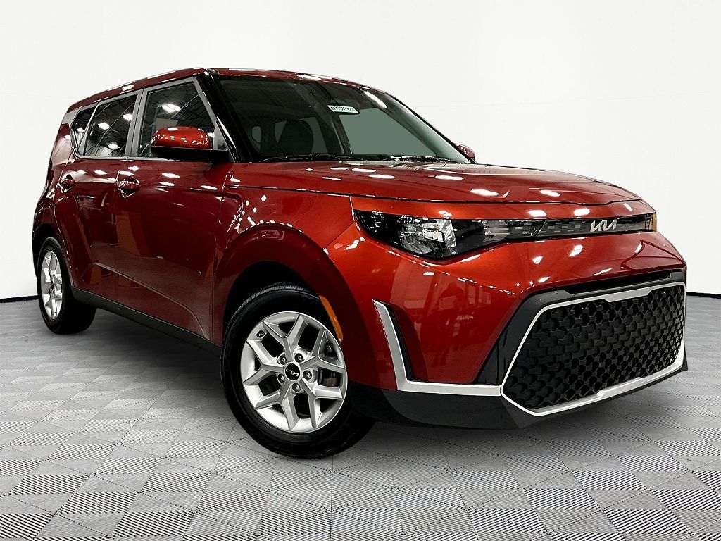 2023 Kia Soul LX