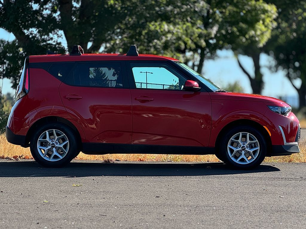 2024 Kia Soul S