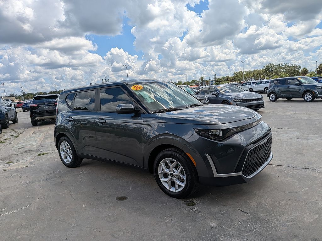2025 Kia Soul LX