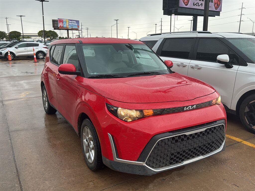 2024 Kia Soul LX