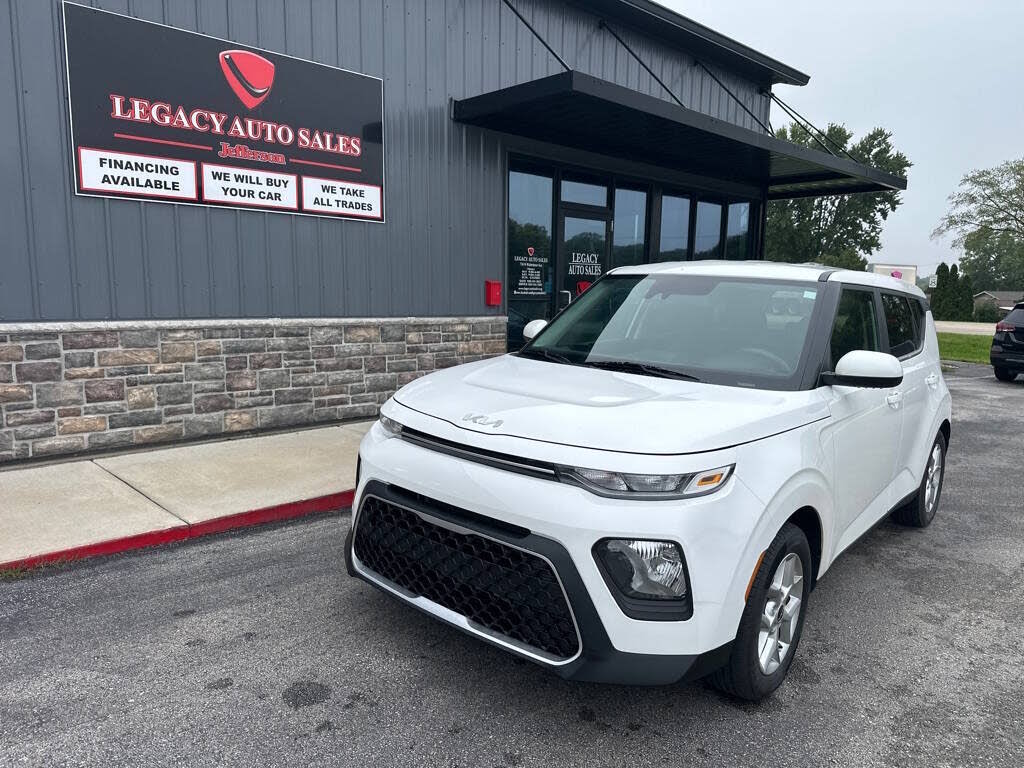 2022 Kia Soul LX