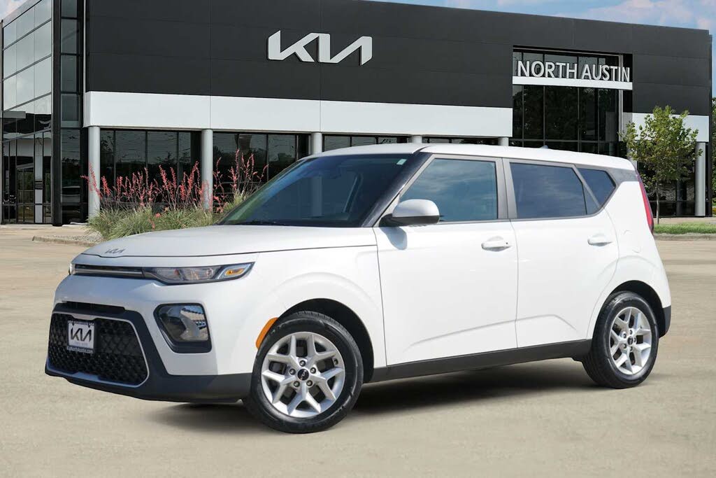 2022 Kia Soul LX