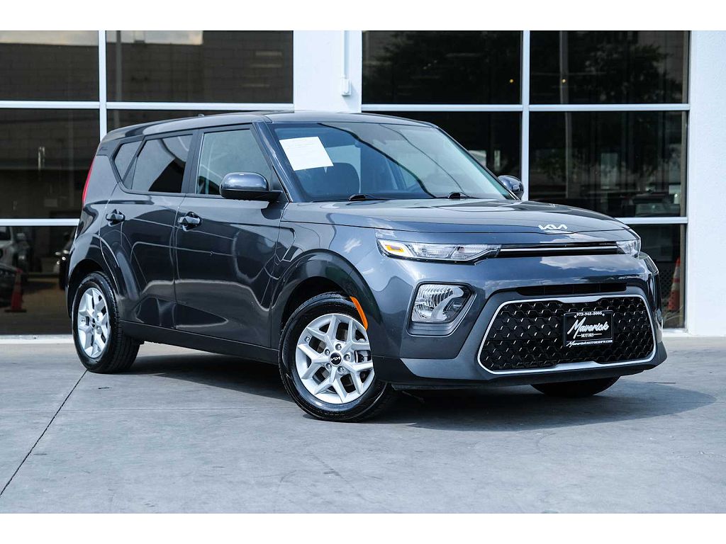 2022 Kia Soul LX