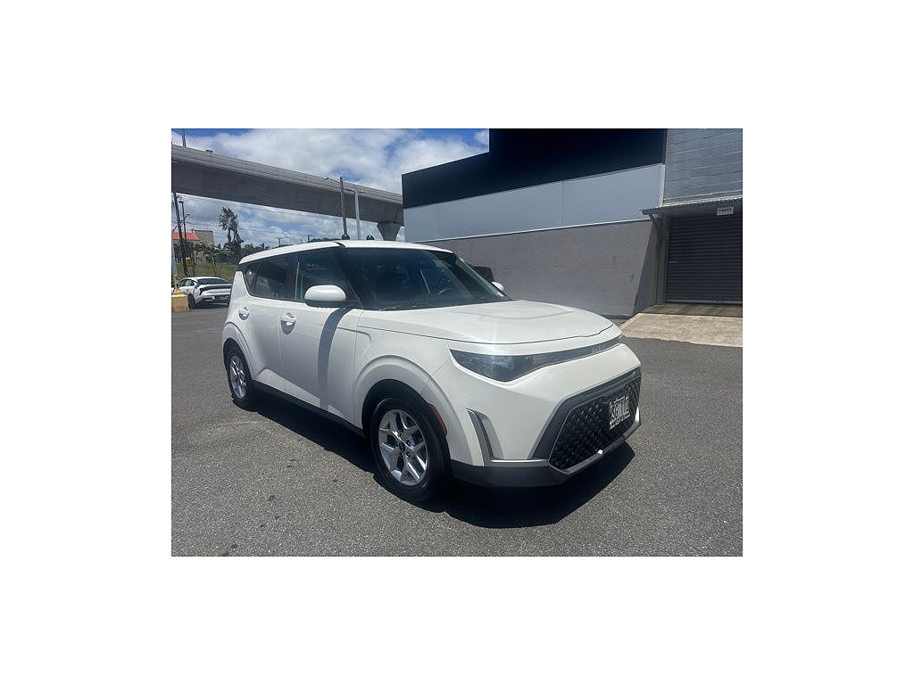 2023 Kia Soul LX