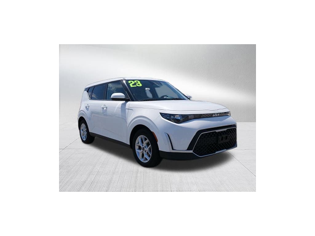 2023 Kia Soul LX