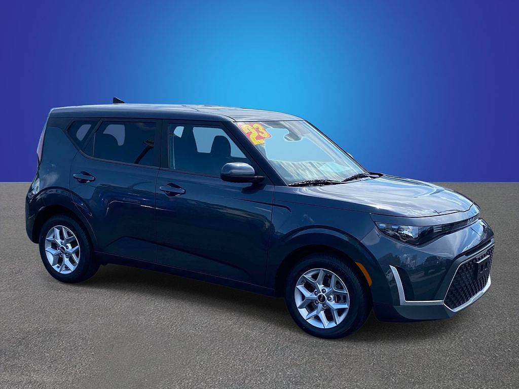 2023 Kia Soul LX