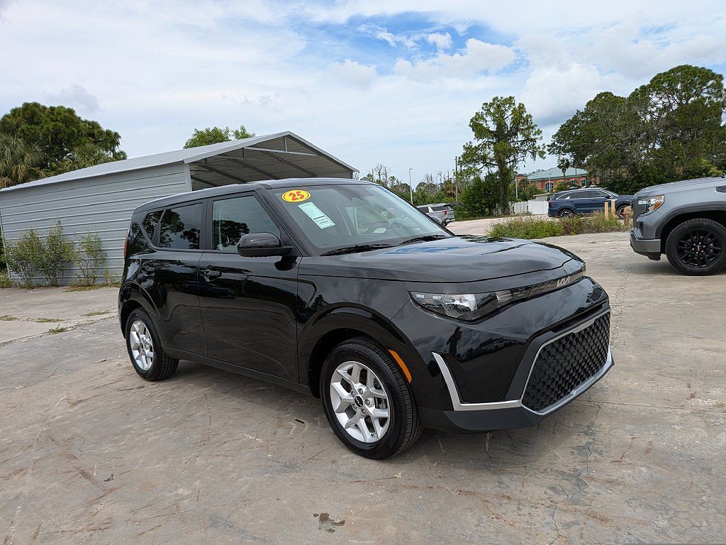 2025 Kia Soul LX
