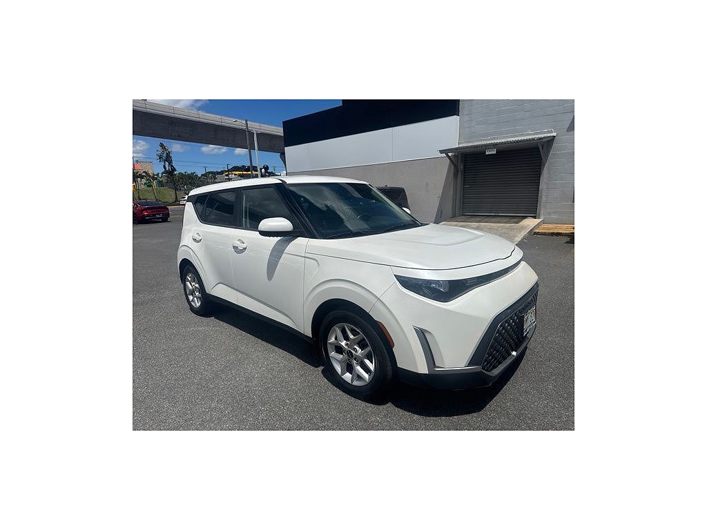 2023 Kia Soul LX