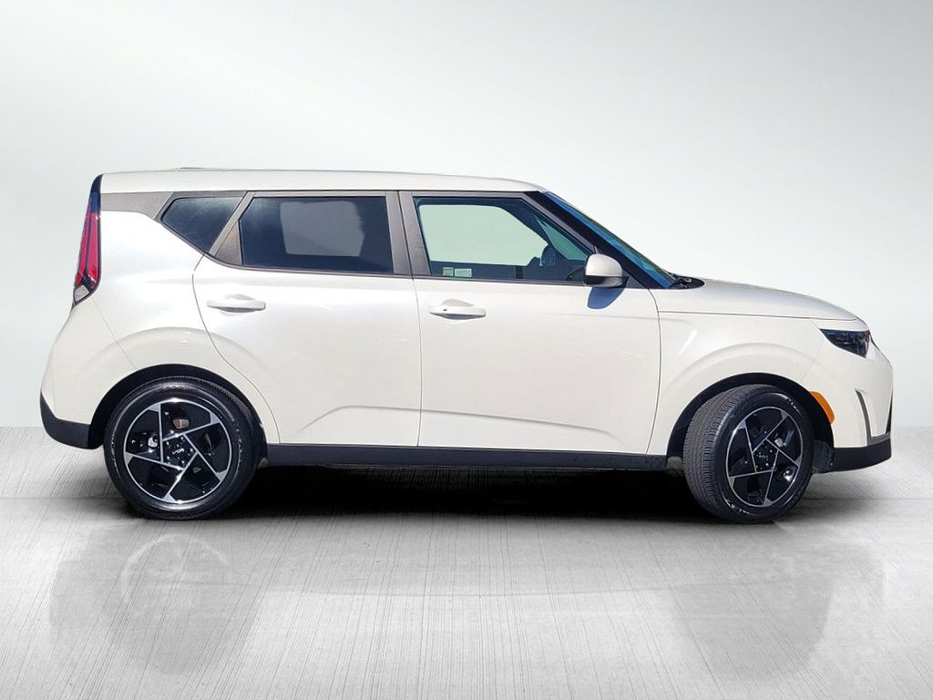 2024 Kia SOUL EX
