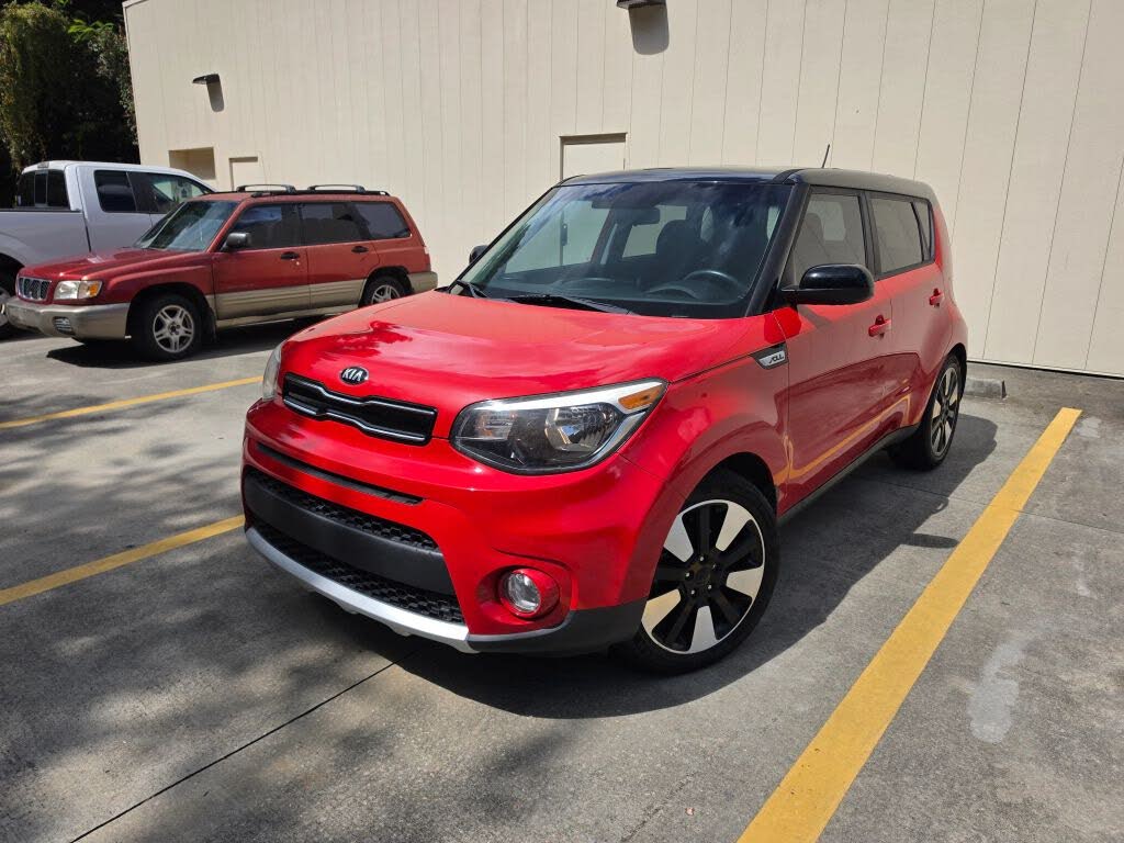 2017 Kia Soul +