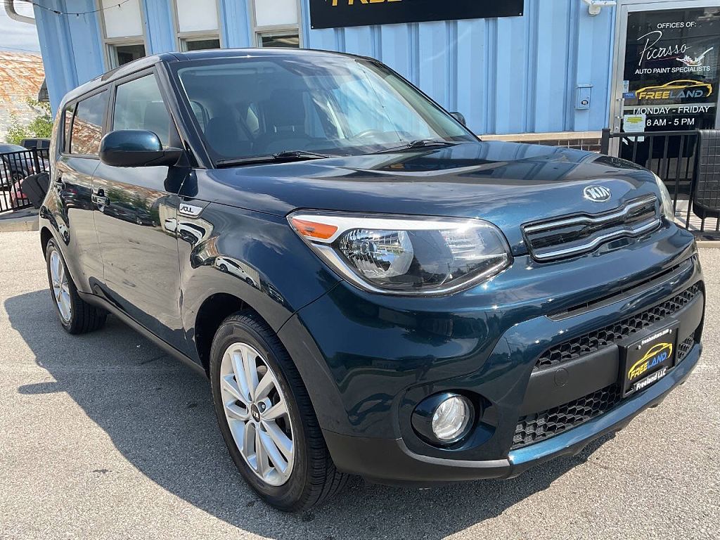2017 Kia Soul +