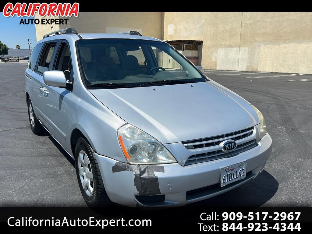 2008 Kia Sedona LX