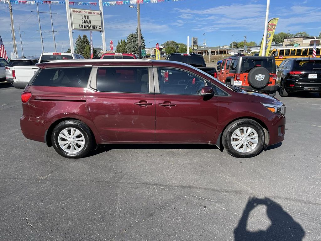 2016 Kia Sedona LX