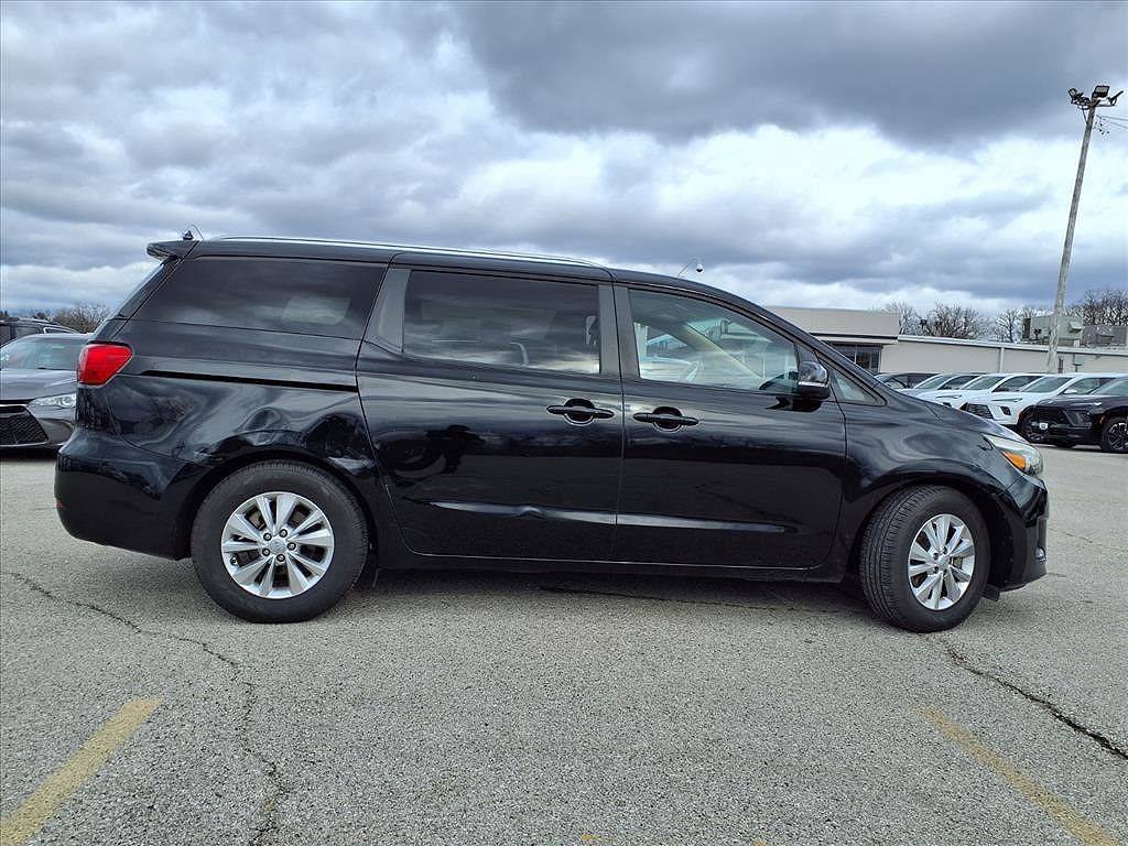 2016 Kia Sedona LX