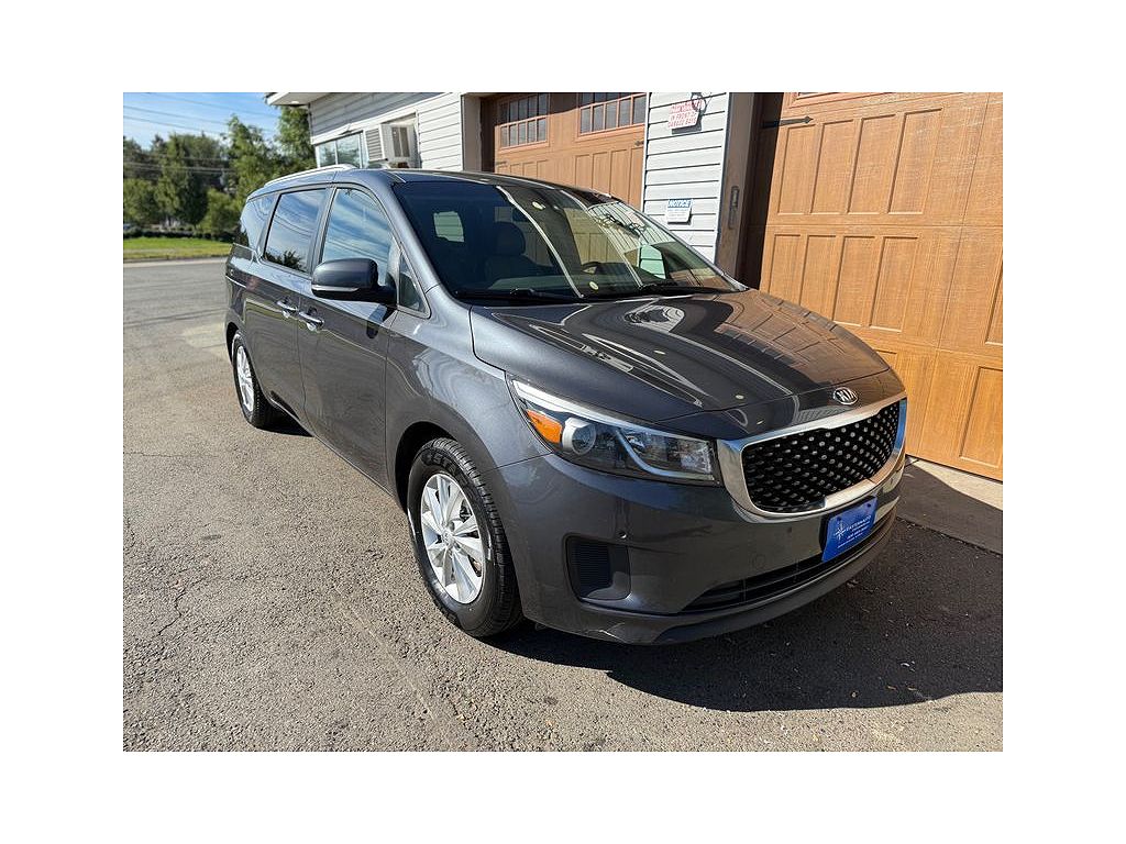2017 Kia Sedona LX