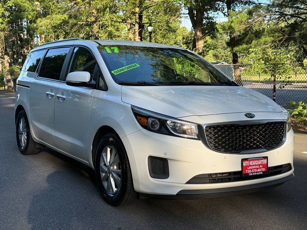 2017 Kia Sedona LX