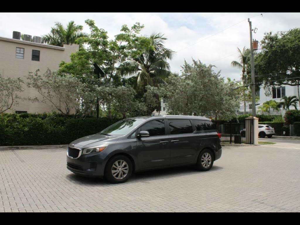 2017 Kia Sedona LX