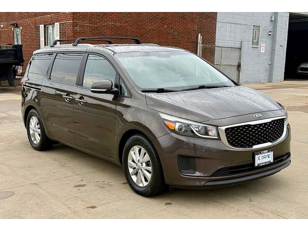 2015 Kia Sedona LX