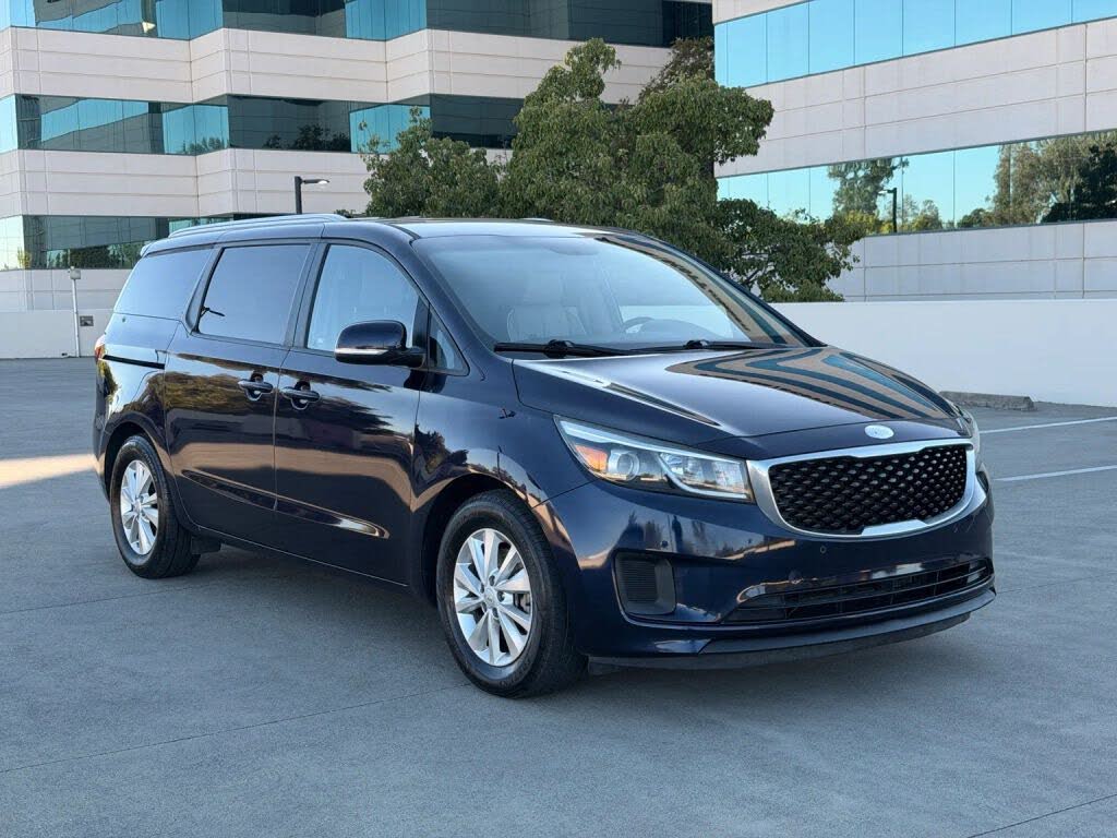 2018 Kia Sedona LX