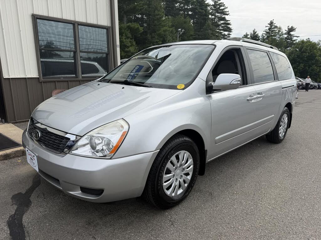 2012 Kia Sedona LX