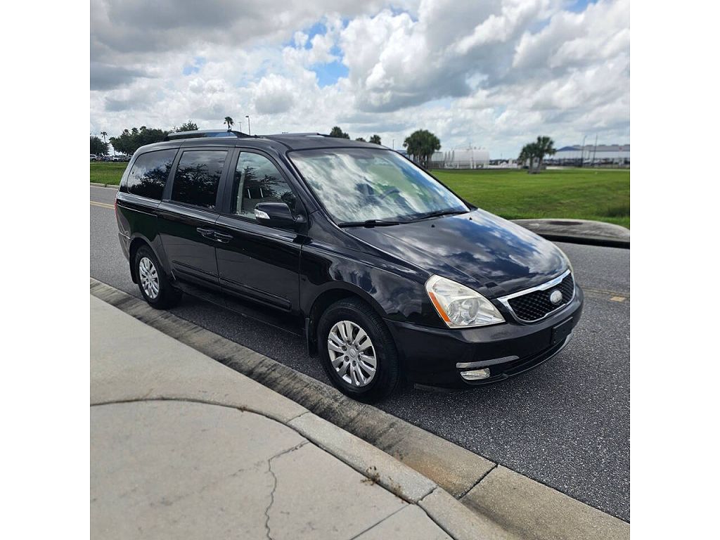 2014 Kia Sedona LX