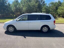 2014 Kia Sedona LX